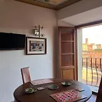 艾巴尔可西尼酒店 公寓 *